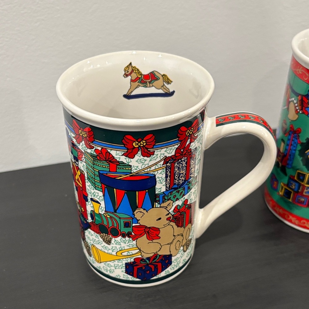 Festive Holiday Mug Set - Picture 2 of 9